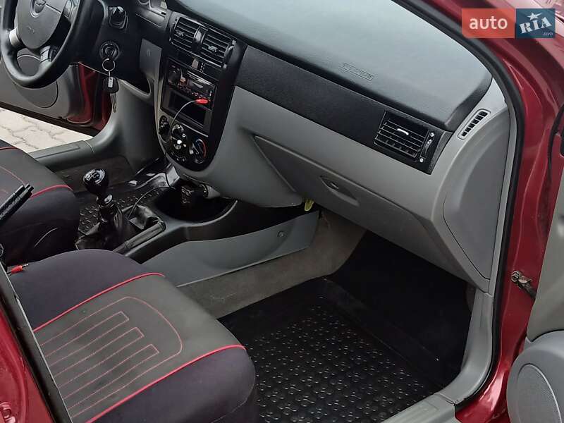 Седан Chevrolet Lacetti 2006 в Гусятине