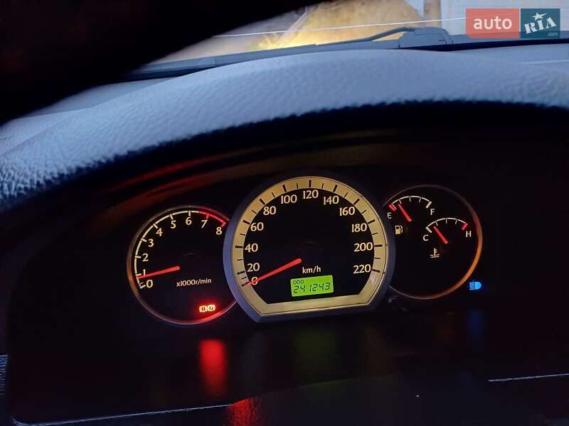 Седан Chevrolet Lacetti 2004 в Чугуеве фото 5 Седан Chevrolet Lacetti 2004 в Чугуеве