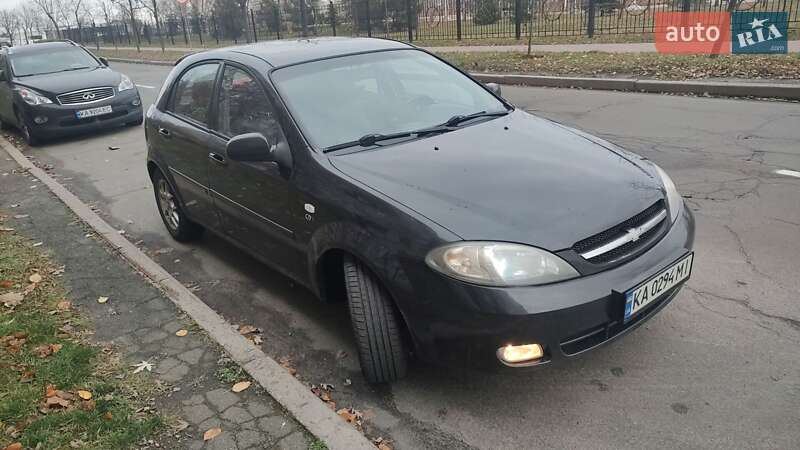 Хэтчбек Chevrolet Lacetti 2008 в Киеве фото Хэтчбек Chevrolet Lacetti 2008 в Киеве