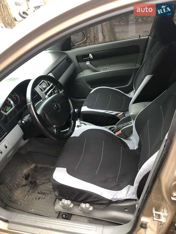 Седан Chevrolet Lacetti 2007 в Киеве