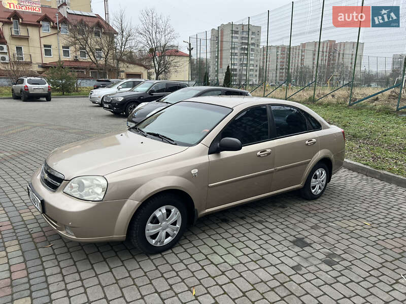 Седан Chevrolet Lacetti 2005 в Львове фото 3 Седан Chevrolet Lacetti 2005 в Львове