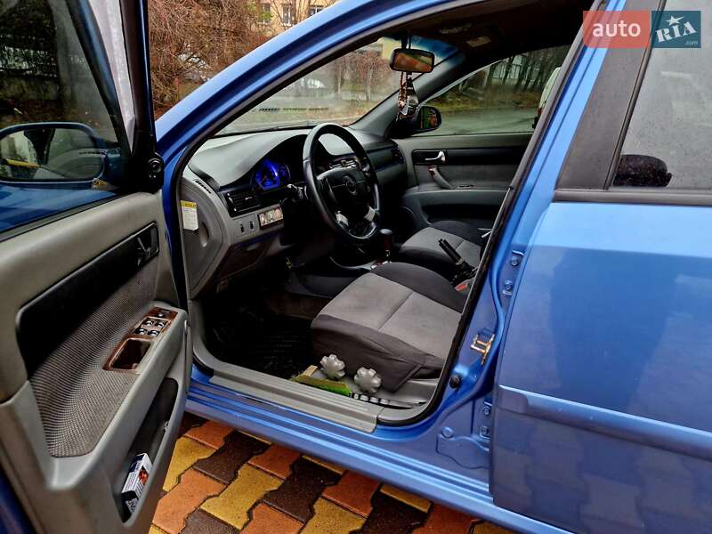 Седан Chevrolet Lacetti 2006 в Броварах