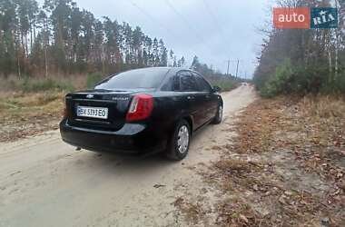 Седан Chevrolet Lacetti 2005 в Полонному