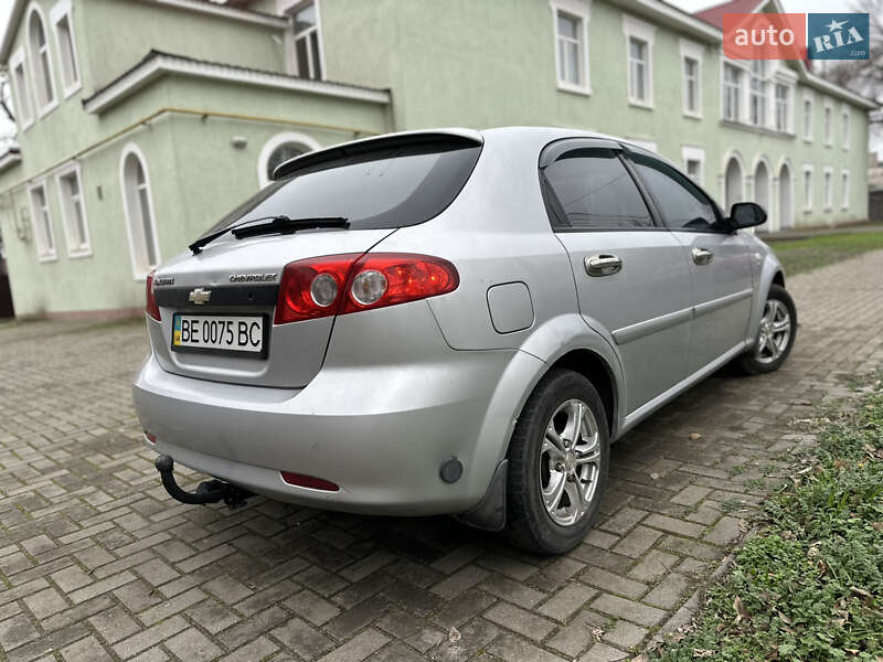 Хэтчбек Chevrolet Lacetti 2005 в Николаеве