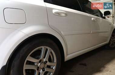 Хэтчбек Chevrolet Lacetti 2005 в Павлограде