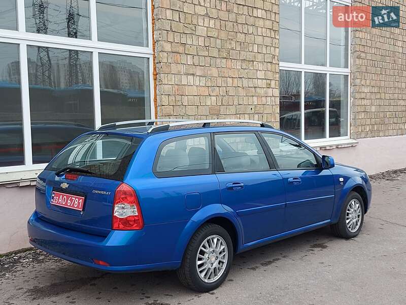 Універсал Chevrolet Lacetti 2010 в Києві
