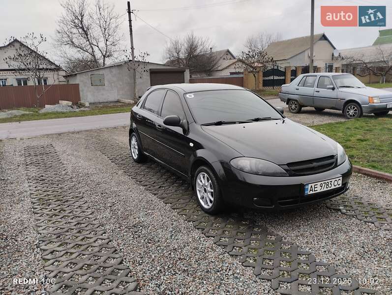 Хетчбек Chevrolet Lacetti 2005 в Павлограді фото 6 Хетчбек Chevrolet Lacetti 2005 в Павлограді