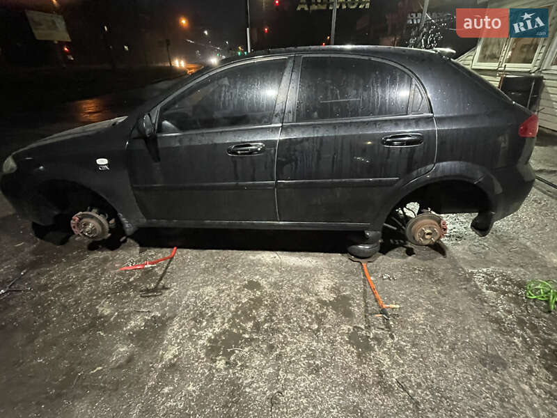 Хетчбек Chevrolet Lacetti 2009 в Черкасах фото 10 Хетчбек Chevrolet Lacetti 2009 в Черкасах