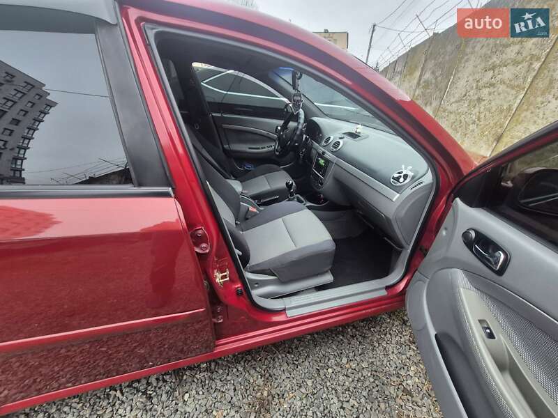 Хетчбек Chevrolet Lacetti 2006 в Хмельницькому