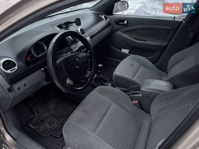 Универсал Chevrolet Lacetti 2007 в Киеве фото 5 Универсал Chevrolet Lacetti 2007 в Киеве