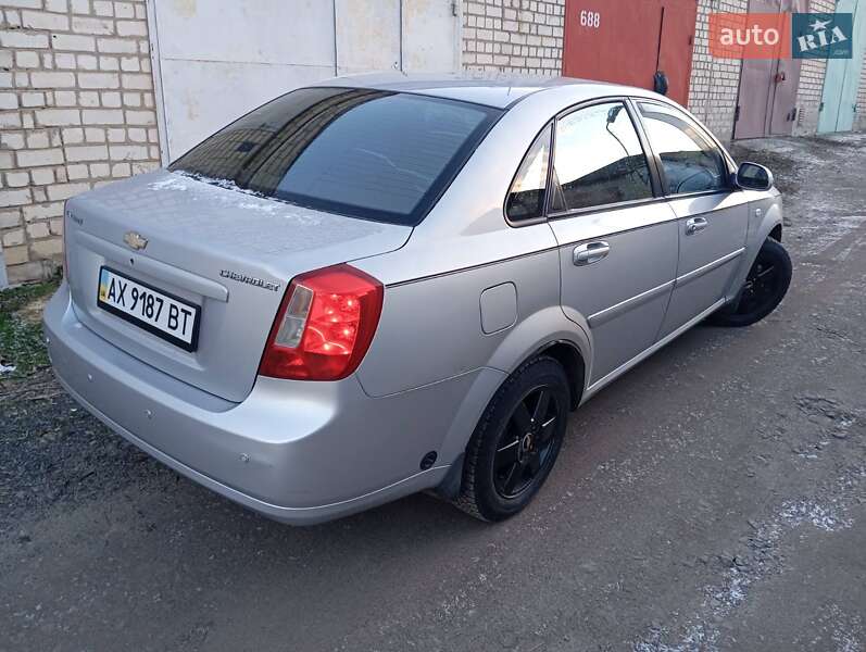 Седан Chevrolet Lacetti 2004 в Харкові