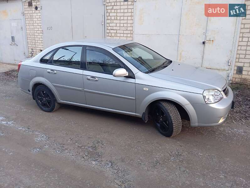 Седан Chevrolet Lacetti 2004 в Харкові