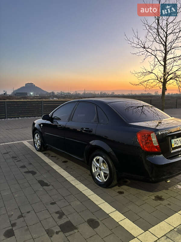 Седан Chevrolet Lacetti 2008 в Мукачево