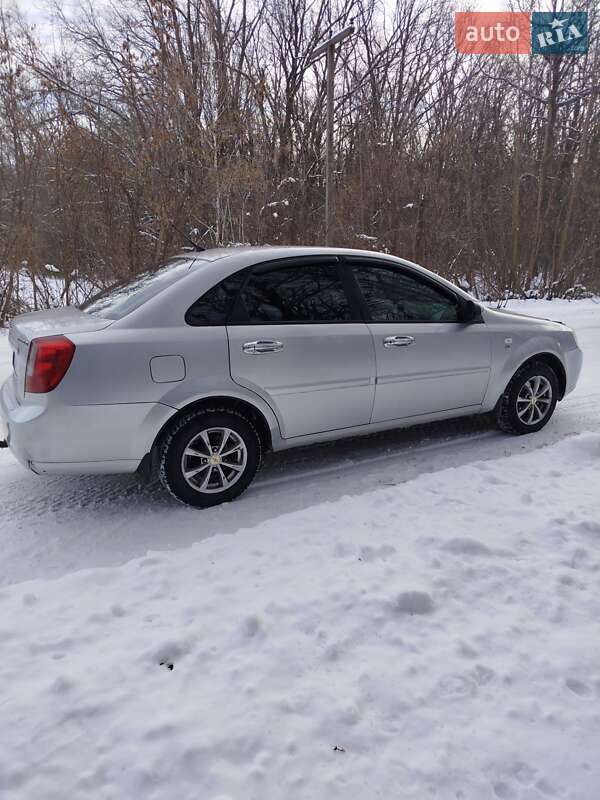 Седан Chevrolet Lacetti 2005 в Гадяче