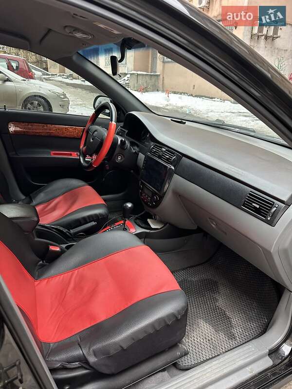 Седан Chevrolet Lacetti 2008 в Киеве