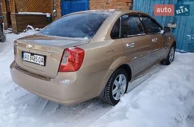 Седан Chevrolet Lacetti 2004 в Ромнах