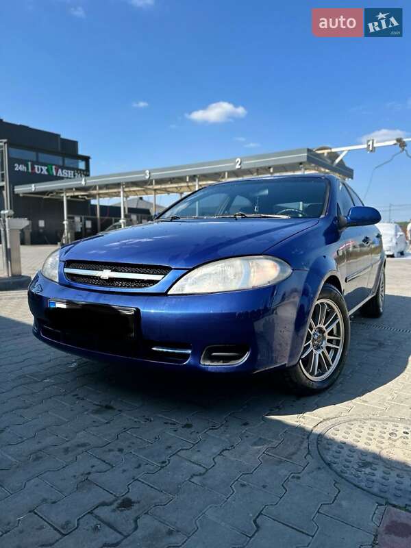 Хэтчбек Chevrolet Lacetti 2004 в Львове