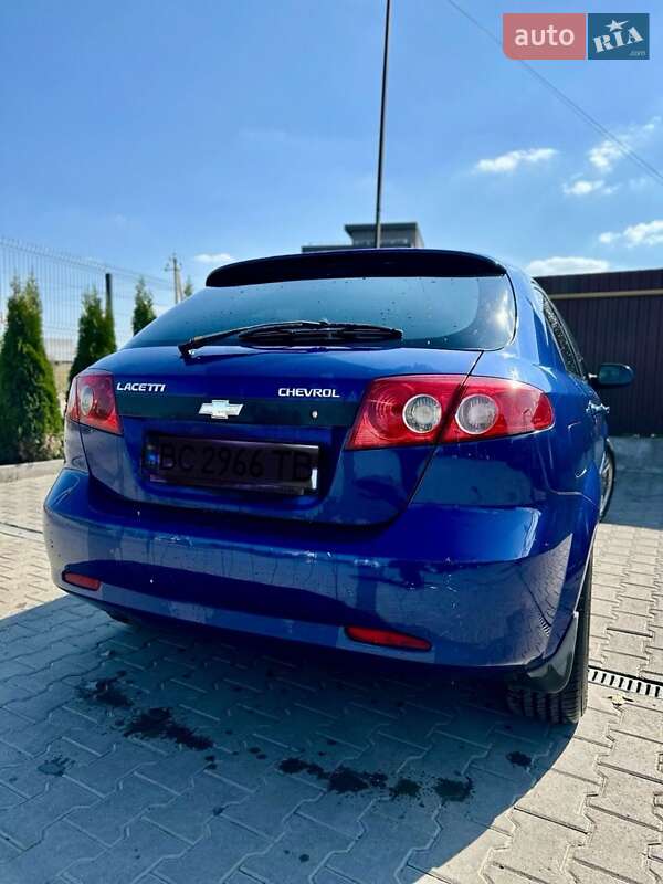 Хэтчбек Chevrolet Lacetti 2004 в Львове