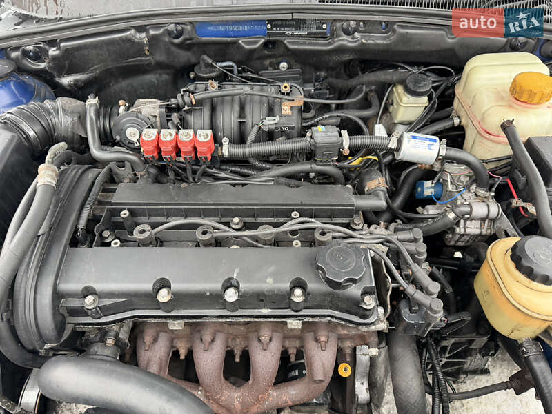 Седан Chevrolet Lacetti 2008 в Чернигове