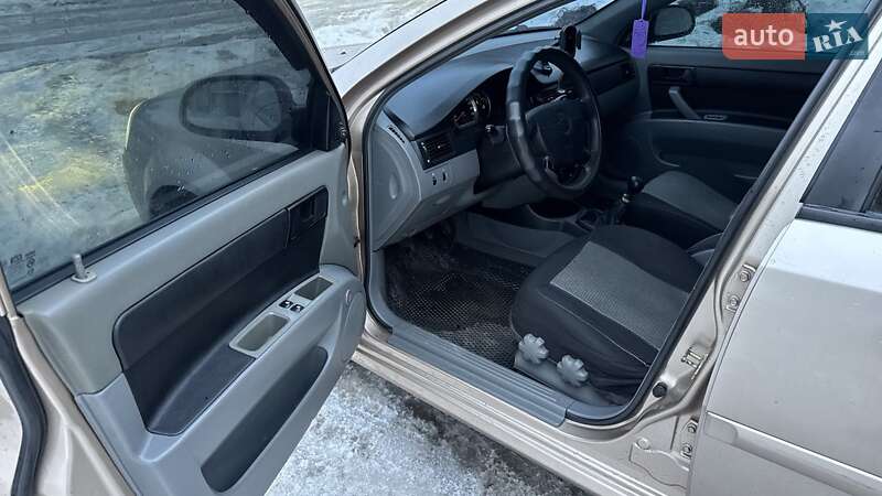 Седан Chevrolet Lacetti 2006 в Харькове