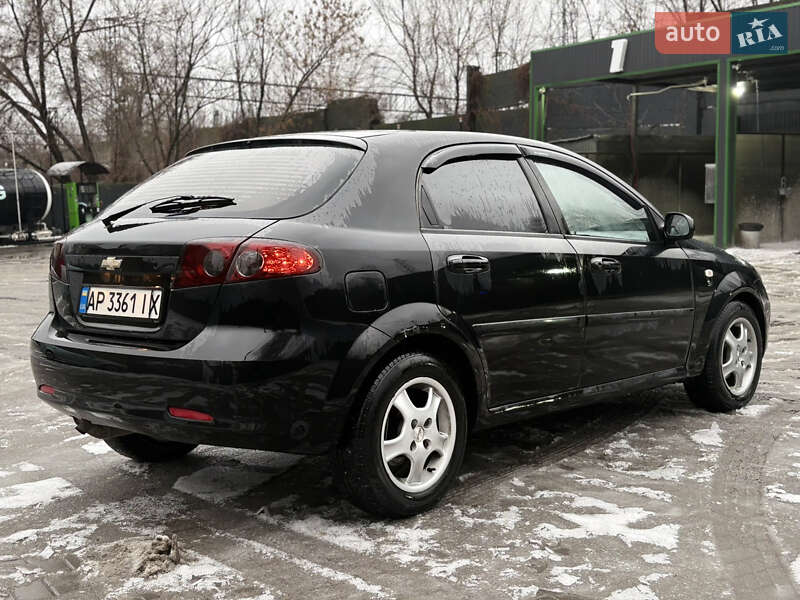 Хэтчбек Chevrolet Lacetti 2005 в Запорожье