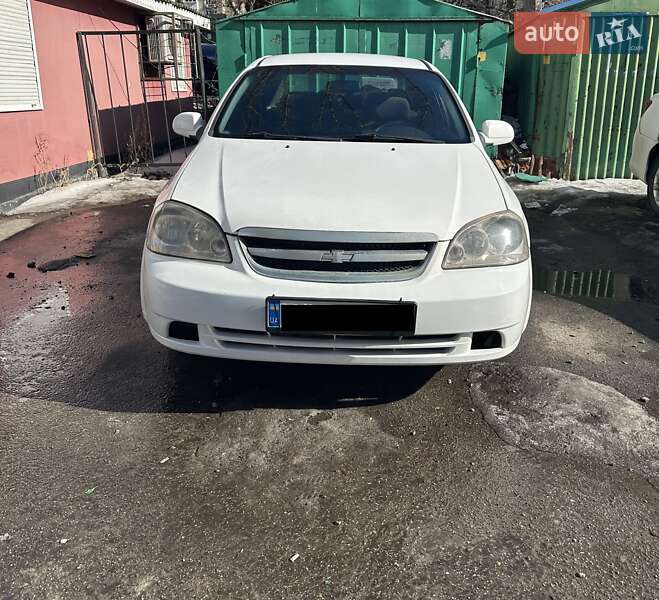 Chevrolet Lacetti 2011