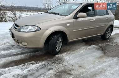 Хэтчбек Chevrolet Lacetti 2006 в Немирове