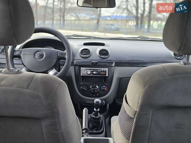 Хэтчбек Chevrolet Lacetti 2006 в Одессе фото 16 Хэтчбек Chevrolet Lacetti 2006 в Одессе