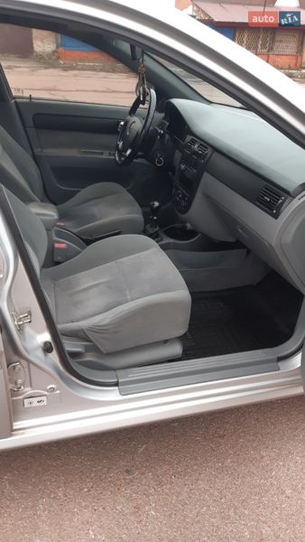 Седан Chevrolet Lacetti 2008 в Прилуках