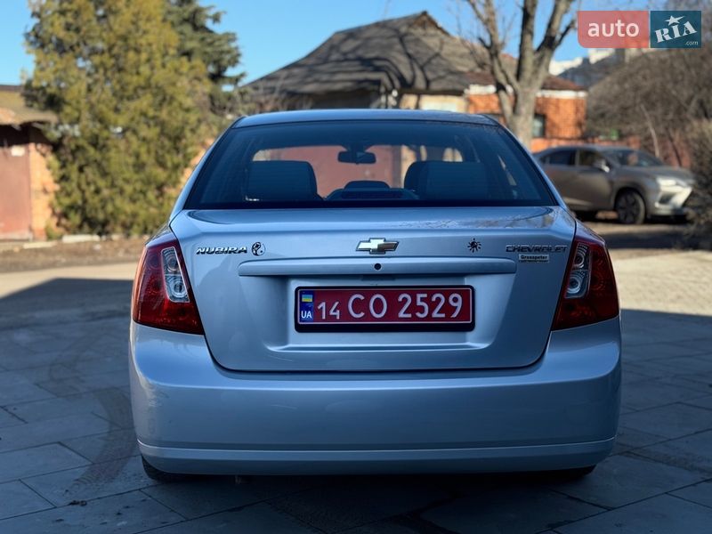 Седан Chevrolet Lacetti 2008 в Харькове