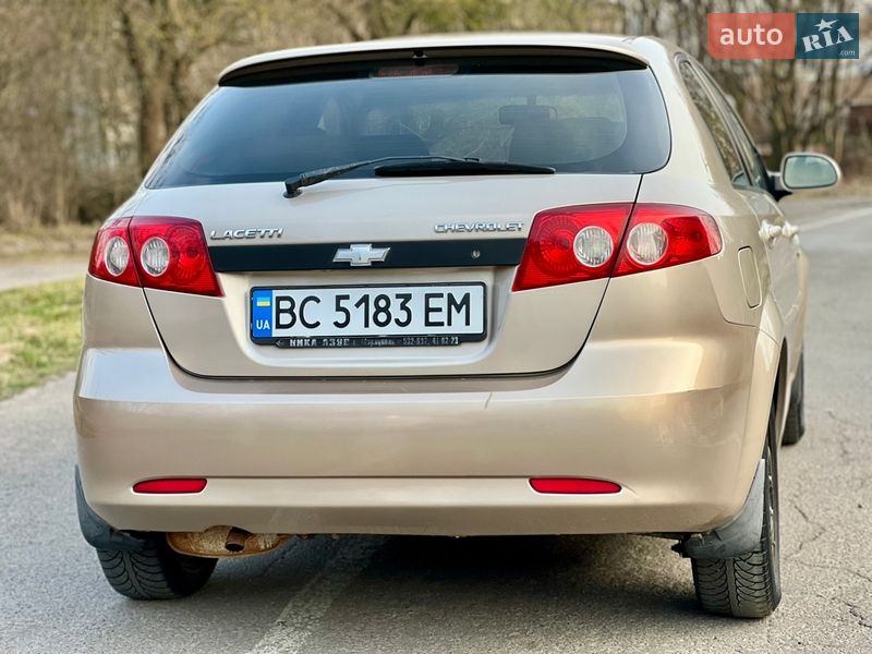 Хэтчбек Chevrolet Lacetti 2011 в Львове