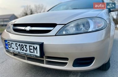 Хетчбек Chevrolet Lacetti 2011 в Львові