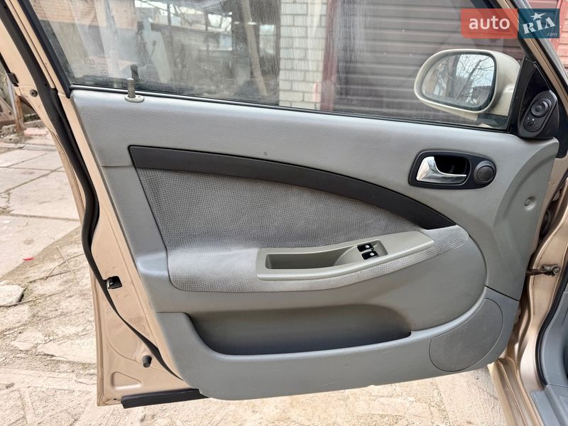 Универсал Chevrolet Lacetti 2006 в Киеве