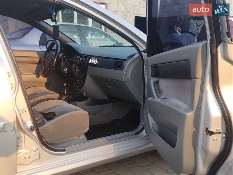 Седан Chevrolet Lacetti 2007 в Здолбунове