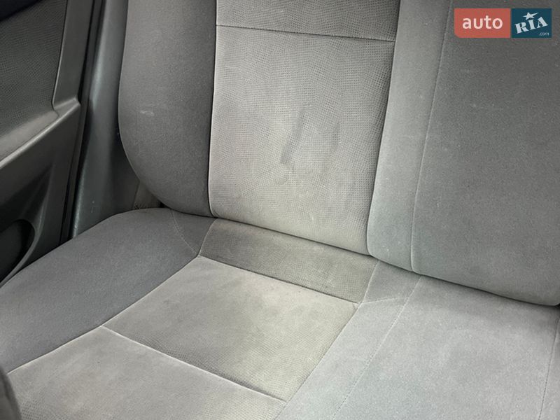 Седан Chevrolet Lacetti 2004 в Павлограде