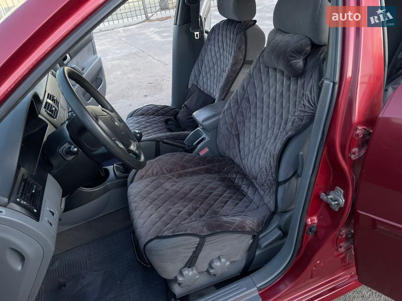 Седан Chevrolet Lacetti 2004 в Києві