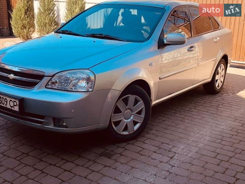 Седан Chevrolet Lacetti 2007 в Киеве