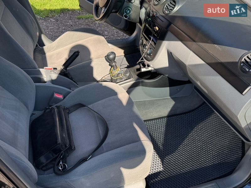 Хэтчбек Chevrolet Lacetti 2007 в Запорожье фото 7 Хэтчбек Chevrolet Lacetti 2007 в Запорожье