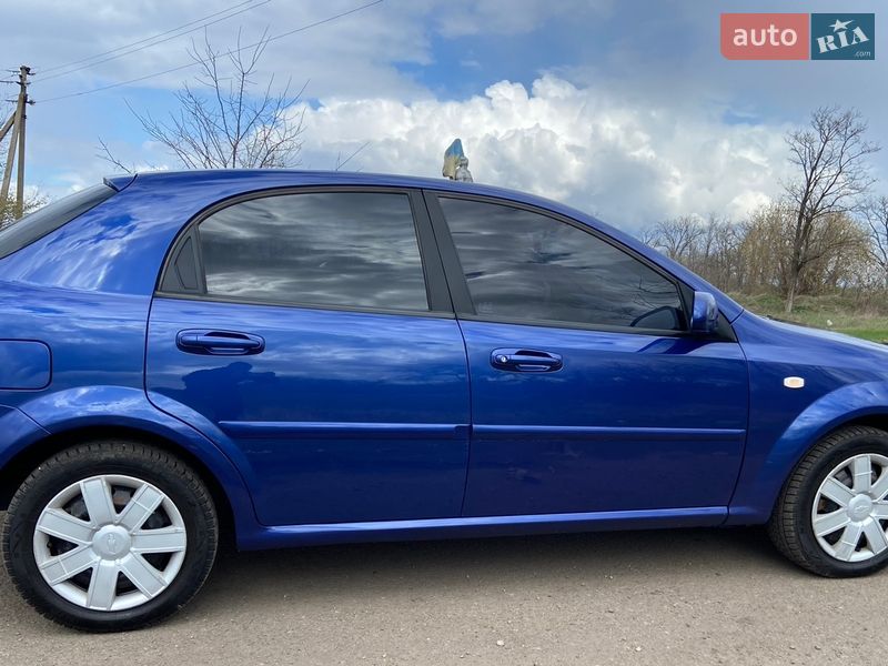 Хэтчбек Chevrolet Lacetti 2006 в Новом Буге фото 5 Хэтчбек Chevrolet Lacetti 2006 в Новом Буге