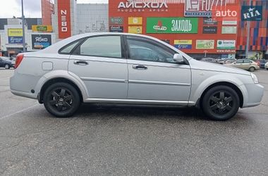 Седан Chevrolet Lacetti 2004 в Харькове