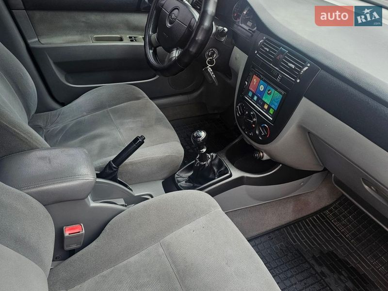 Седан Chevrolet Lacetti 2005 в Днепре