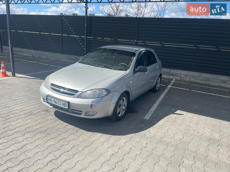 Хэтчбек Chevrolet Lacetti 2005 в Николаеве фото 2 Хэтчбек Chevrolet Lacetti 2005 в Николаеве