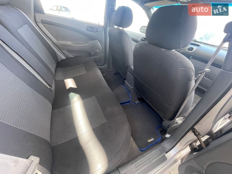 Хэтчбек Chevrolet Lacetti 2005 в Николаеве фото 20 Хэтчбек Chevrolet Lacetti 2005 в Николаеве
