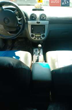 Хетчбек Chevrolet Lacetti 2006 в Дніпрі