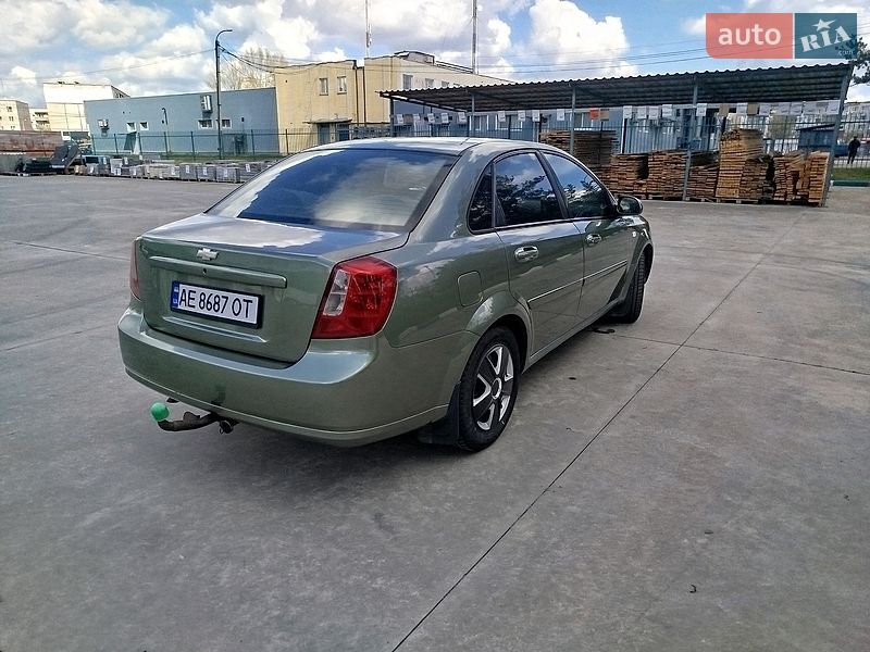 Седан Chevrolet Lacetti 2004 в Павлограде