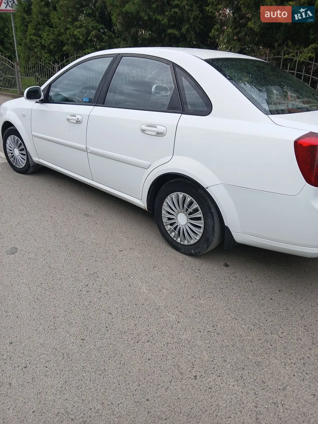 2010 Chevrolet Lacetti - мініатюра 2