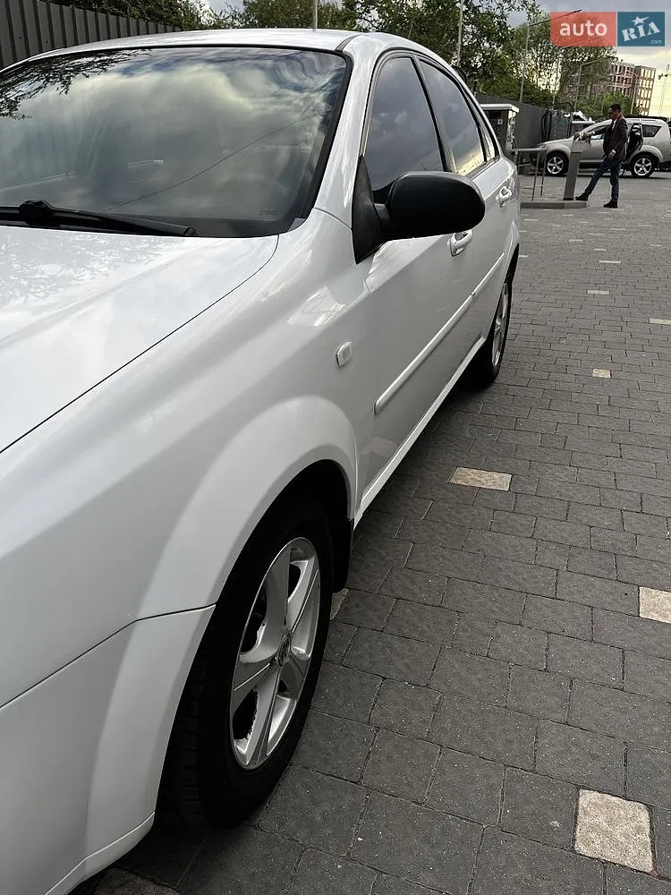 2010 Chevrolet Lacetti - мініатюра 4