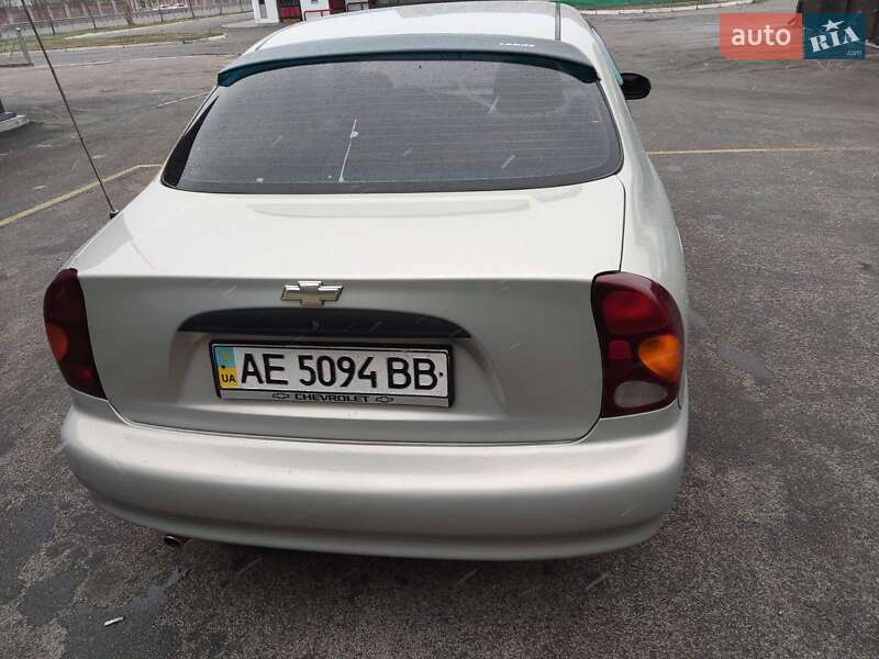 Седан Chevrolet Lanos 2007 в Днепре