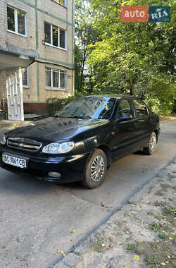Седан Chevrolet Lanos 2007 в Львове