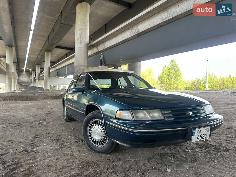 Седан Chevrolet Lumina 1991 в Києві